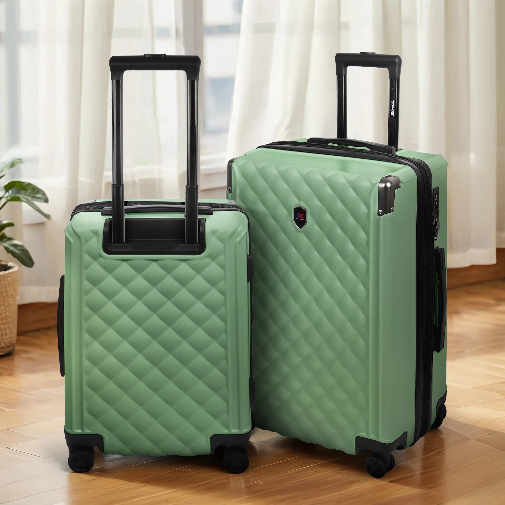 Sleek PP Hard Shell Lightweight Expandable Suitcase Set with Spinner Wheels & TSA Lock - 20"/24"/28"